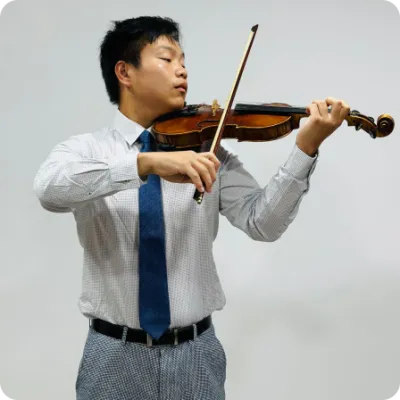 Mr Alvin, violin instructor