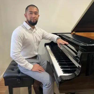 Mr Jay, piano instructor